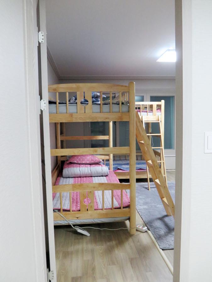 Honey House Otel Busan Dış mekan fotoğraf